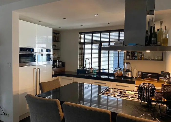 Ruime Woning Met Jacuzzi, 10 Min Villa *