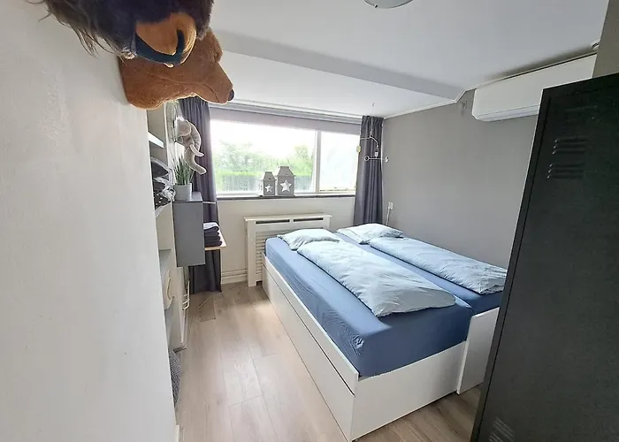 Ruime Woning Met Jacuzzi, 10 Min Lisse