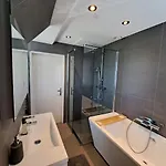 Ruime Woning Met Jacuzzi, 10 Min *